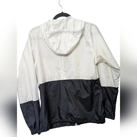 Columbia | Women's Windbreaker | Medium |Black & White | - Picture 4 of 9
